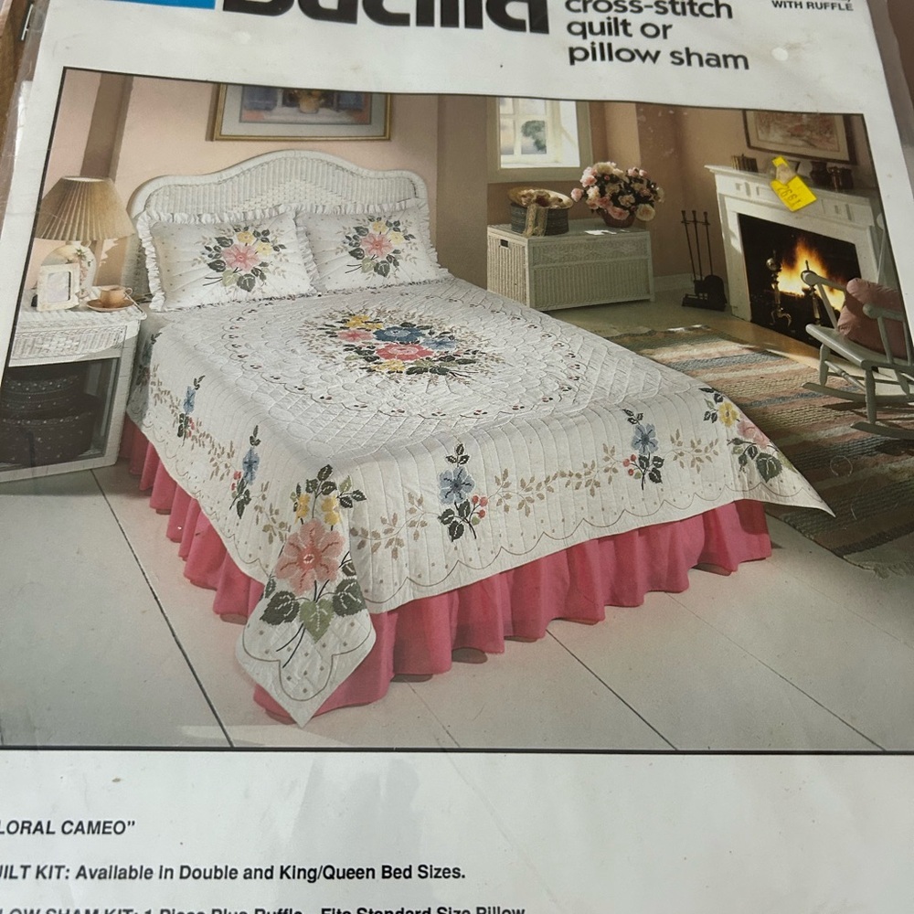 Bucilla Floral Cameo Quilt Set - White and Multicolor